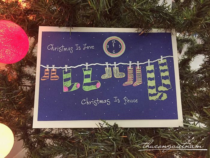 Thiệp giáng sinh Christmas is love, Christmas is Peace